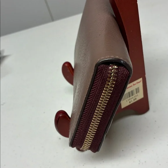 Kate Spade Cream and Brown Leather Wallet - Picture 6 of 13